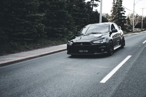 Wichtige rechtliche vorgaben für die installation von e-ladesäulen in wohnanlagen – wissenswertes für immobilienbesitzer!